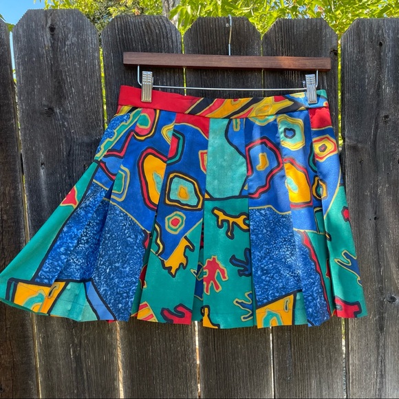 90’s vintage colorful mini tennis skirt - Picture 3 of 6